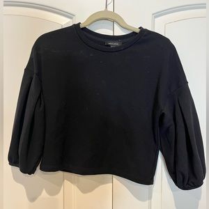 Black cropped knit shirt- Size 2
